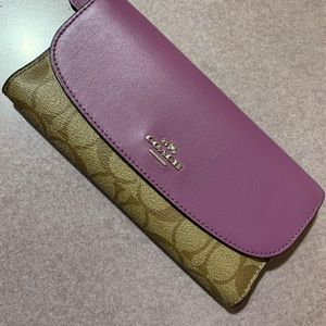Coach wallet
